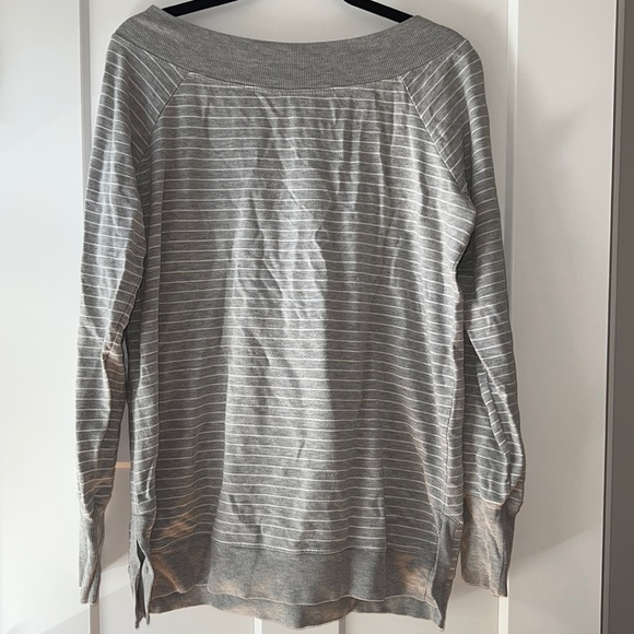 A pea in the pod | gray and white striped maternity sweatshirt - Picture 1 of 4
